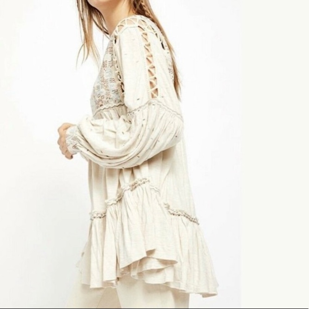 🎉2x Host Pick🎉 Free People "Much Love" embroidered cotton tunic top. - Picture 5 of 16
